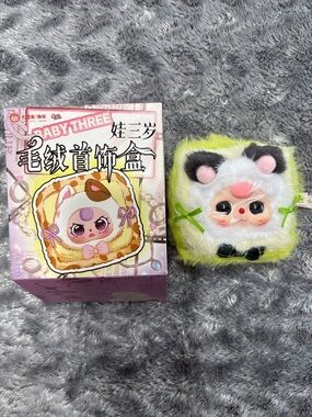 Baby Three Jewelry Box